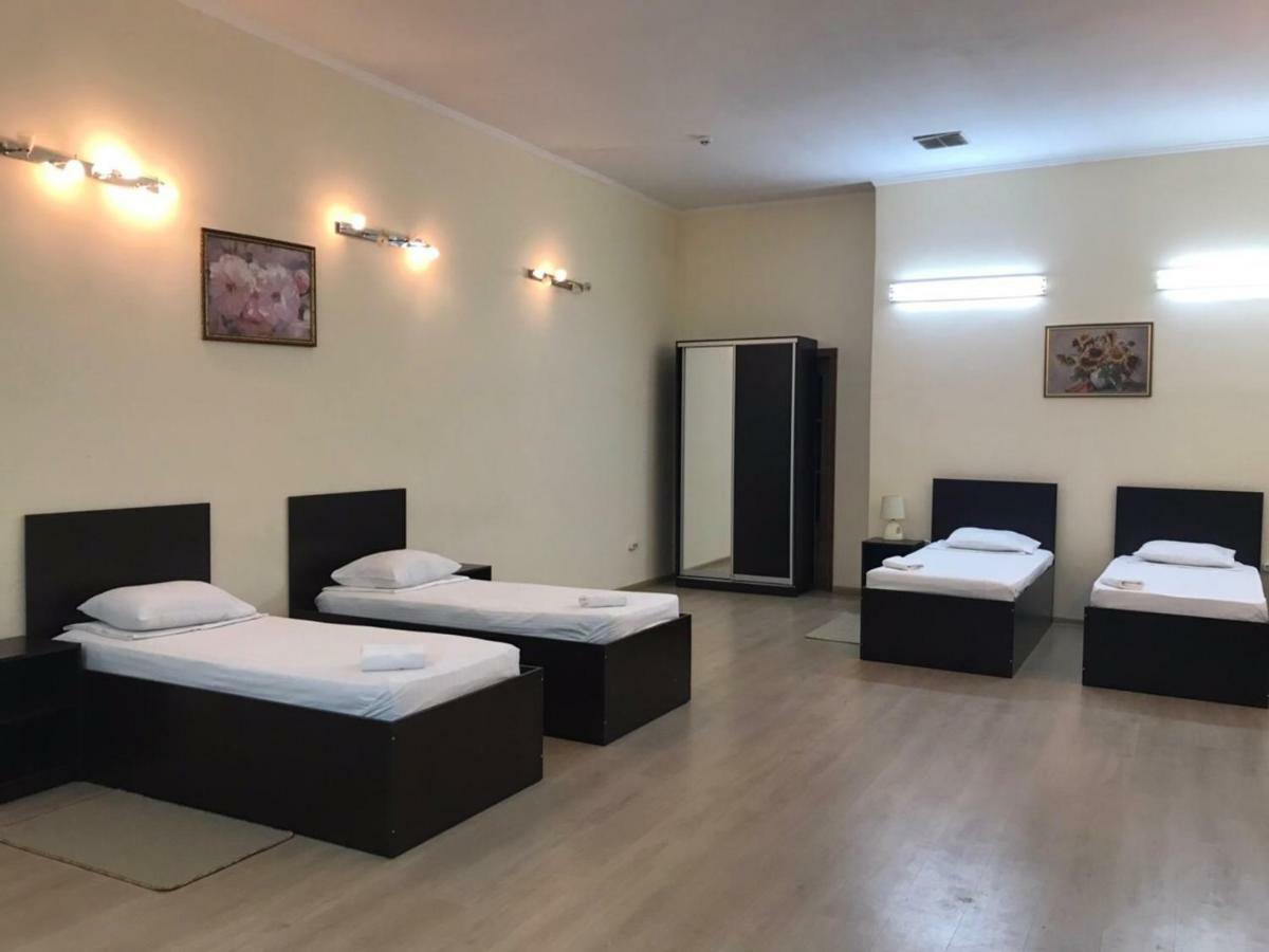 Mini-Hotel Verhovina Kiev Extérieur photo